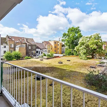 City Centre With Free Parking Apartament